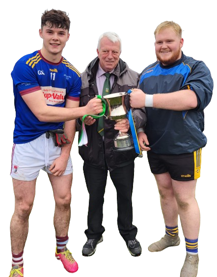 Jenkinstown Captains Vinny Walsh Colin Byrne accepting the Cup removebg preview